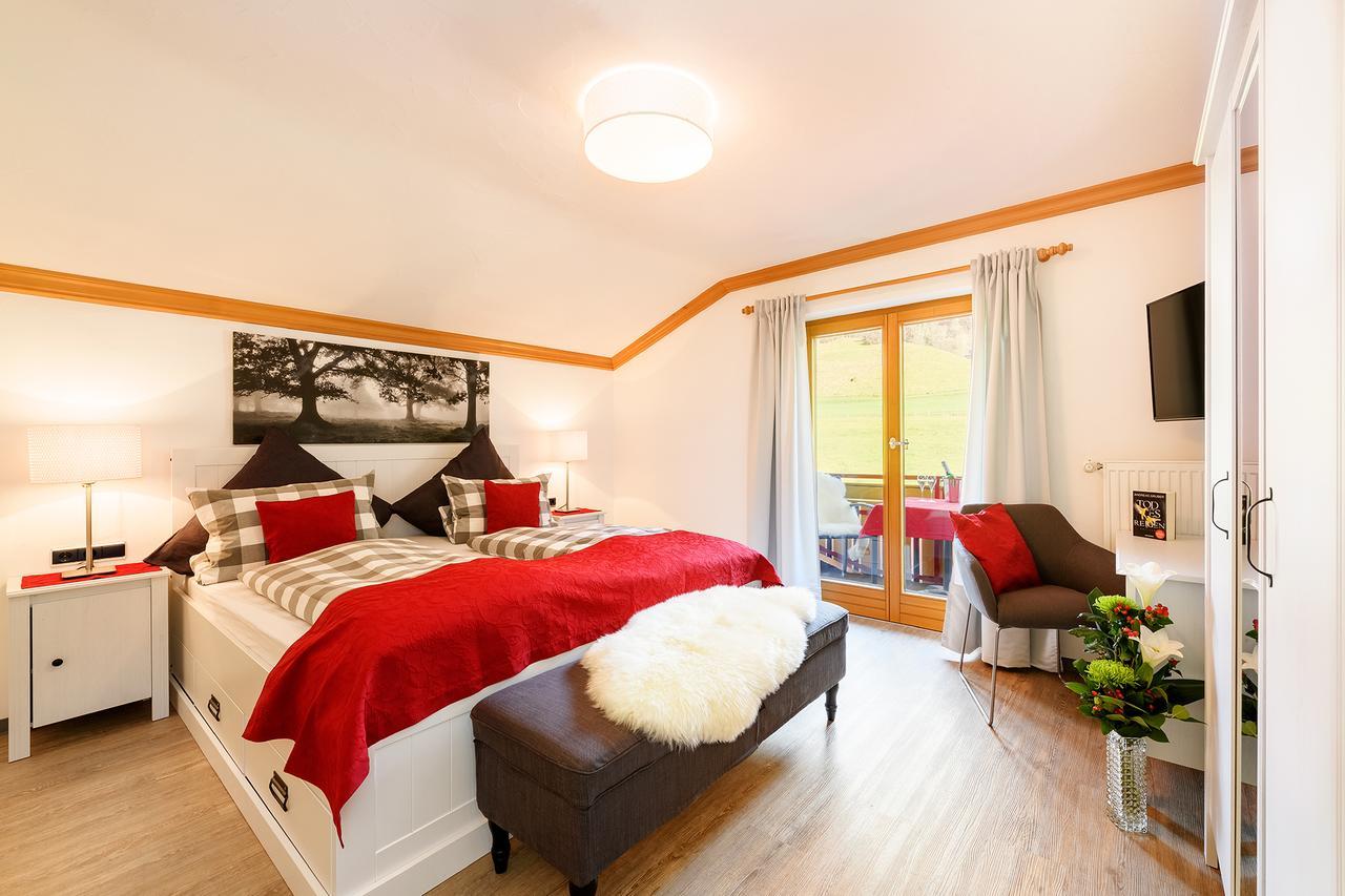 "Haus Berktold" - Annehmlichkeiten Von 4-Sterne Familien-Und Wellnesshotel Viktoria Koennen Mitbenutzt Werden Oberstdorf Bagian luar foto