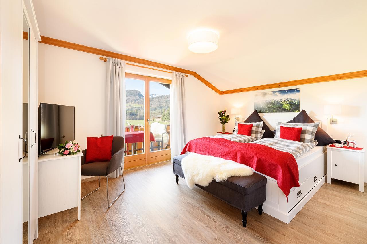 "Haus Berktold" - Annehmlichkeiten Von 4-Sterne Familien-Und Wellnesshotel Viktoria Koennen Mitbenutzt Werden Oberstdorf Bagian luar foto